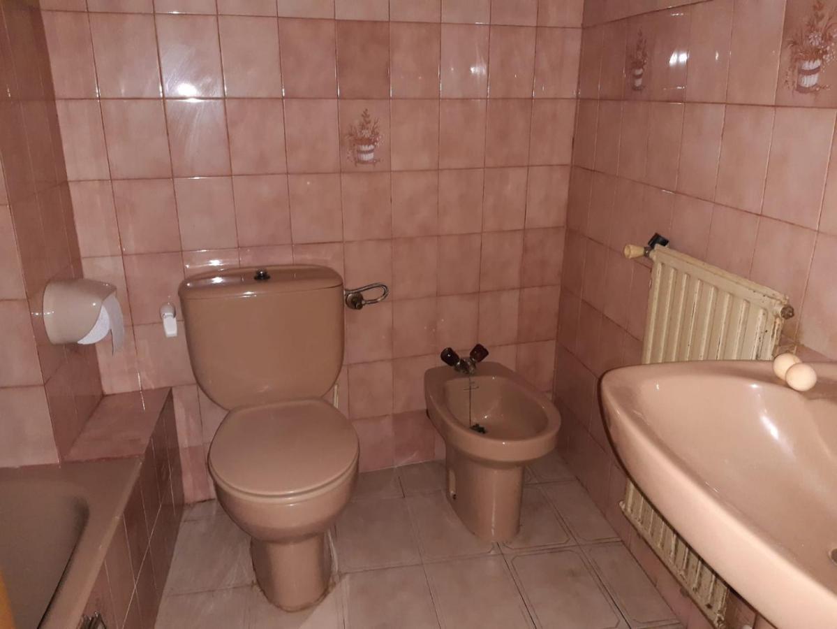 Bonito Apartamento Céntrico y Luminoso Pola de Lena Esterno foto