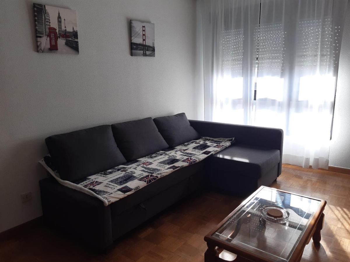 Bonito Apartamento Céntrico y Luminoso Pola de Lena Esterno foto